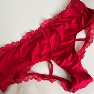 VICTORIA’S SECRET very sexy red cage satin panty